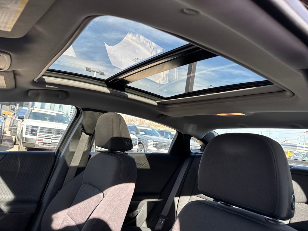 Used 2020 Chevrolet Malibu LT image 37