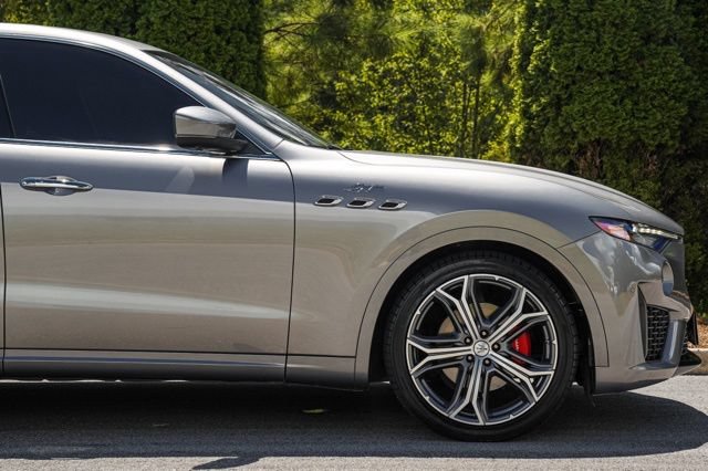 Used 2022 Maserati Levante GT AWD/4WD image 14
