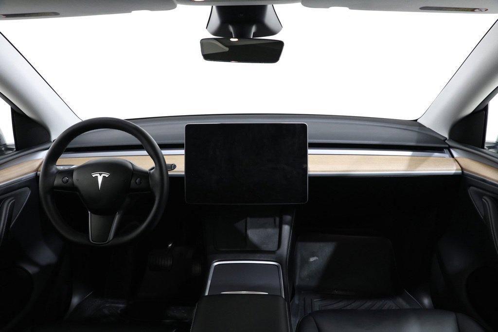 Used 2024 Tesla Model Y Long Range AWD/4WD image 13