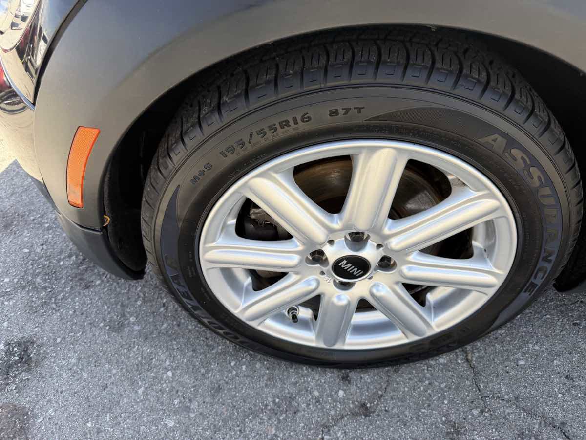 Used 2013 MINI Cooper S FWD image 6