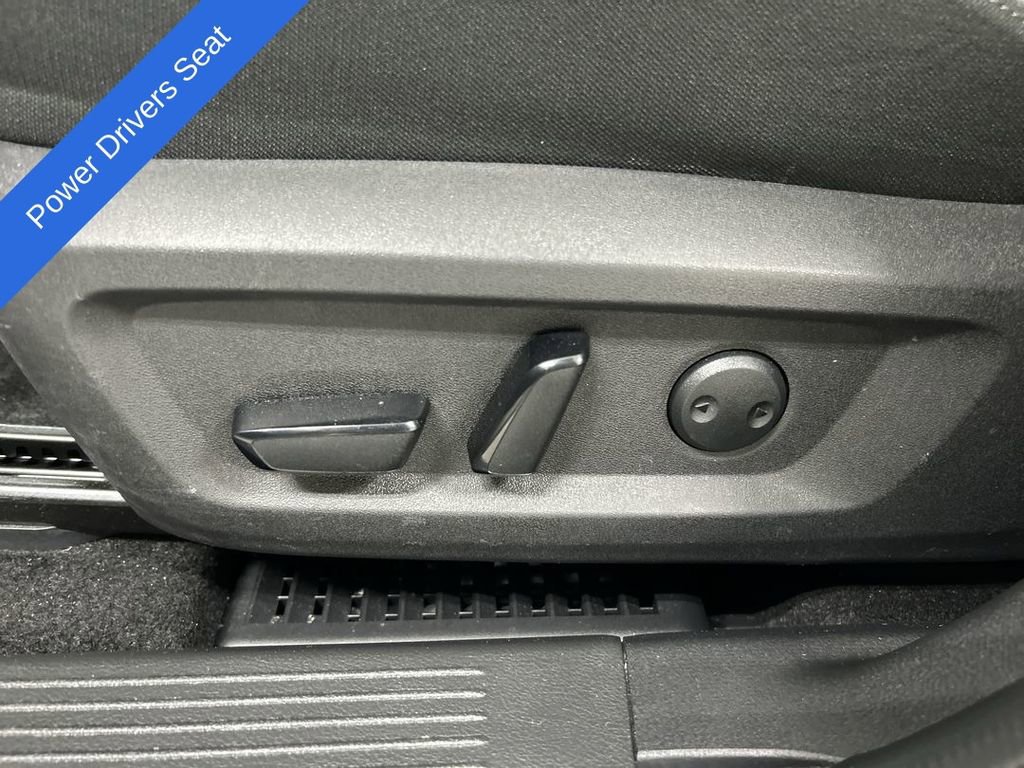 Used 2023 Nissan Rogue SV AWD/4WD image 10