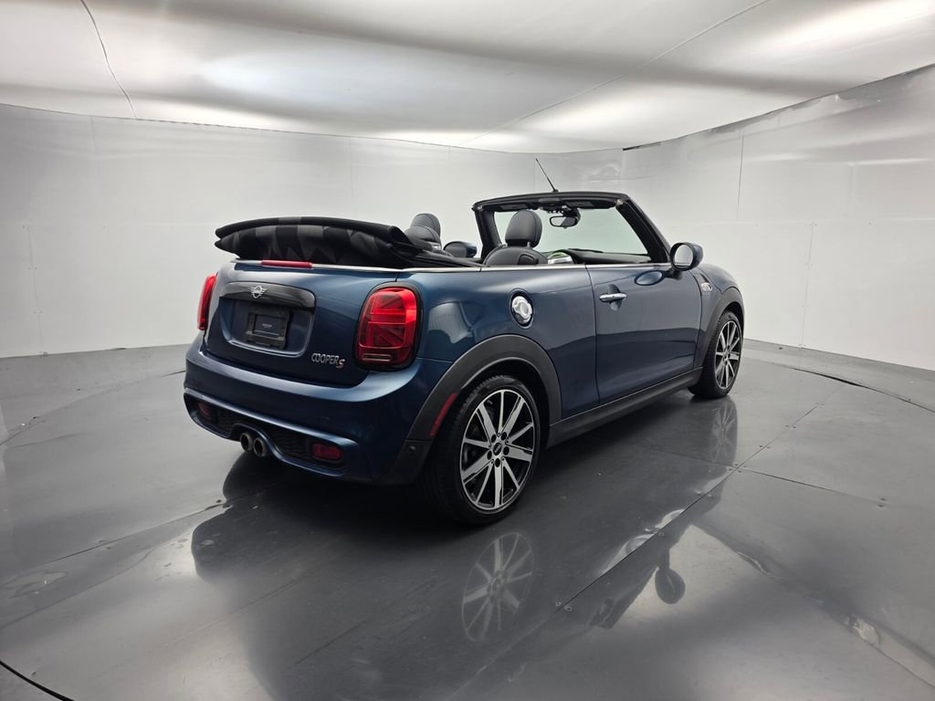 Used 2021 MINI Cooper S w/ Sidewalk Package FWD image 4