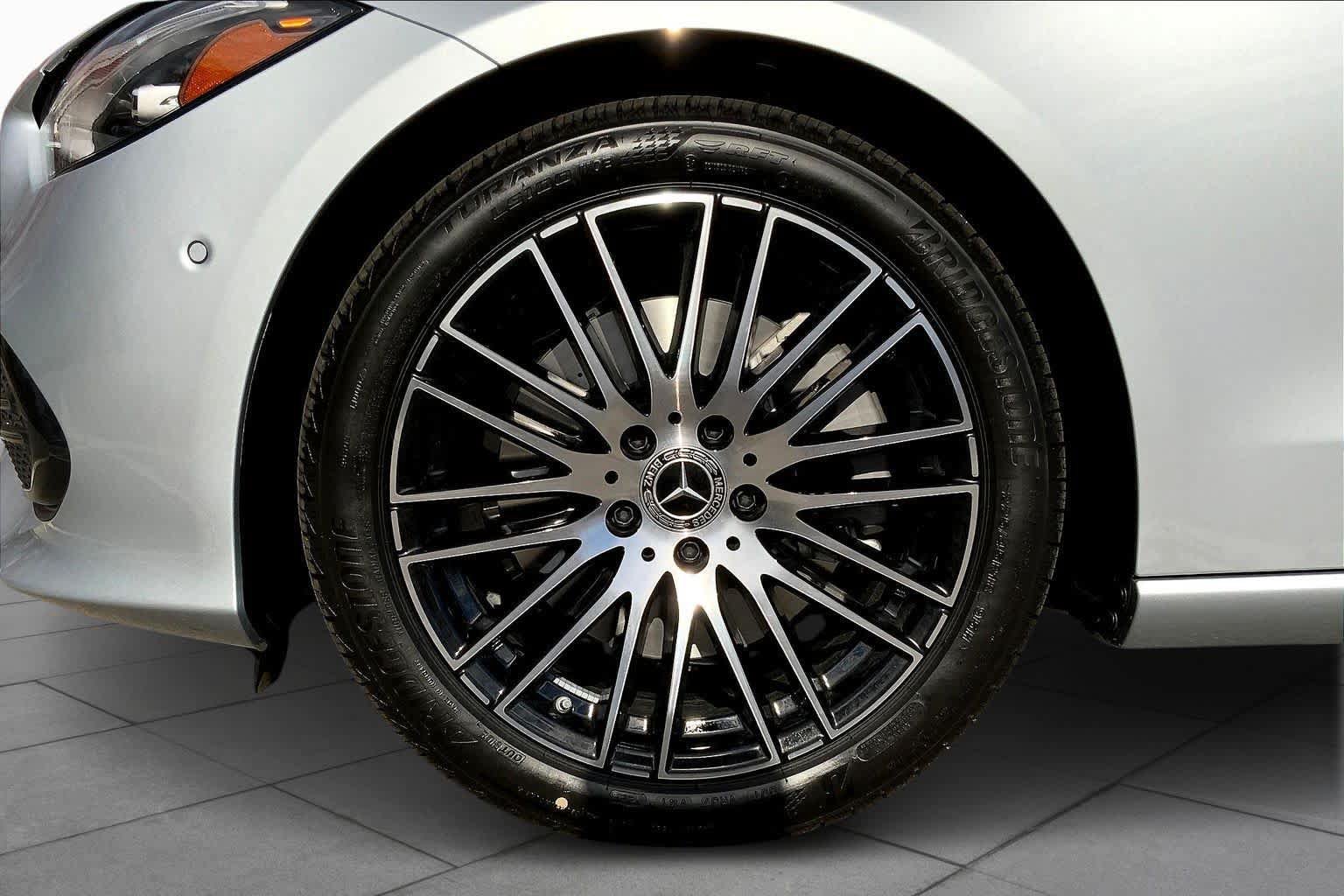 Certified 2026 Mercedes-Benz C 300 4MATIC Sedan image 15