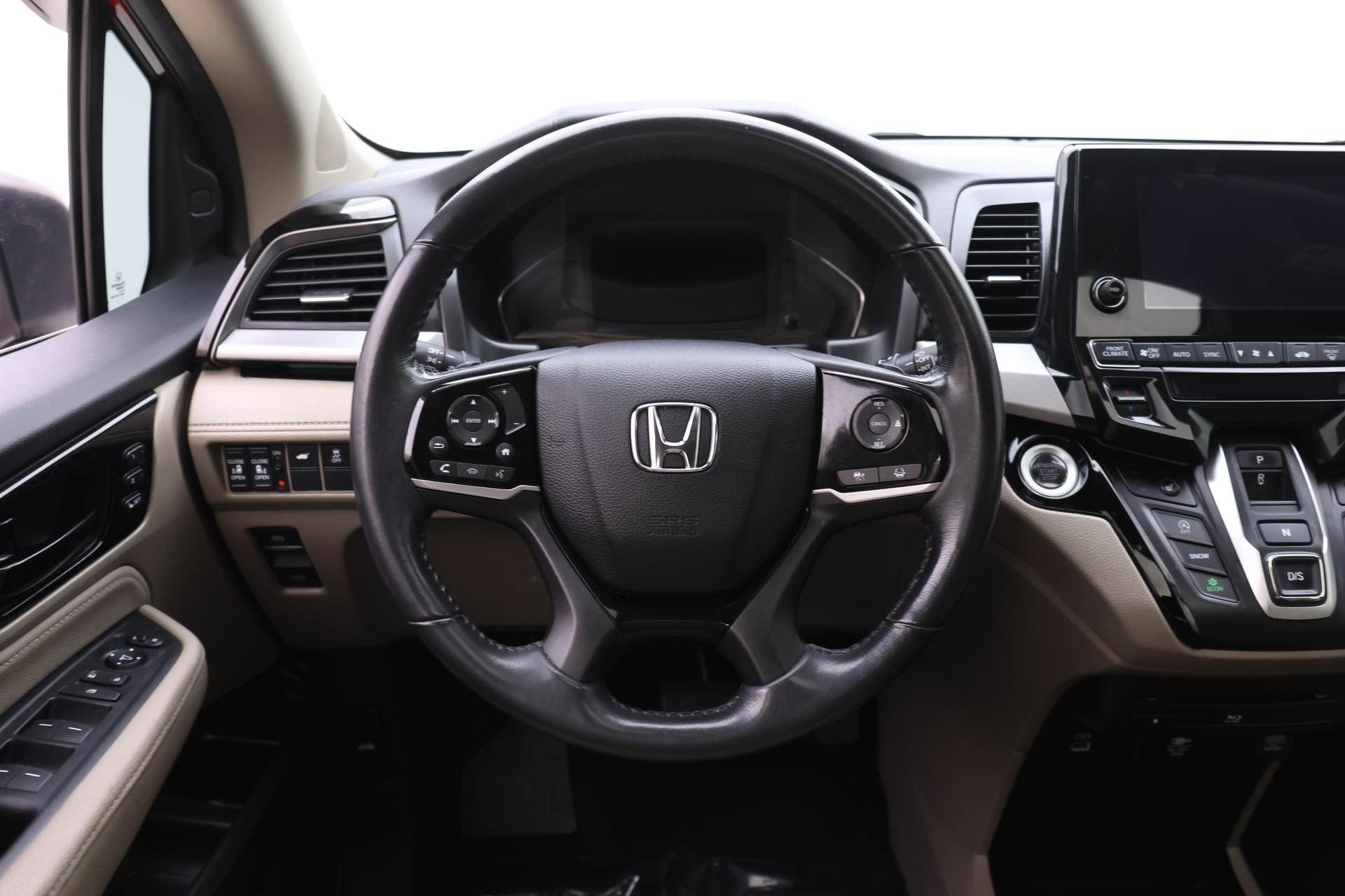 Used 2023 Honda Odyssey Touring image 13