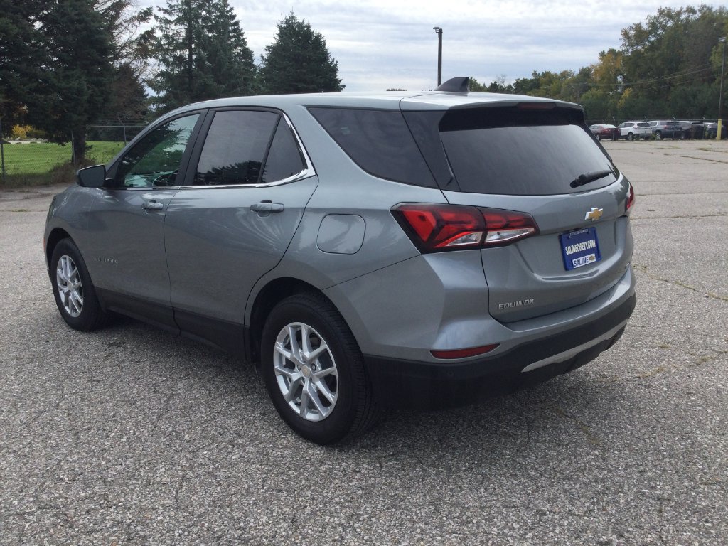 Used 2024 Chevrolet Equinox LT AWD/4WD image 5