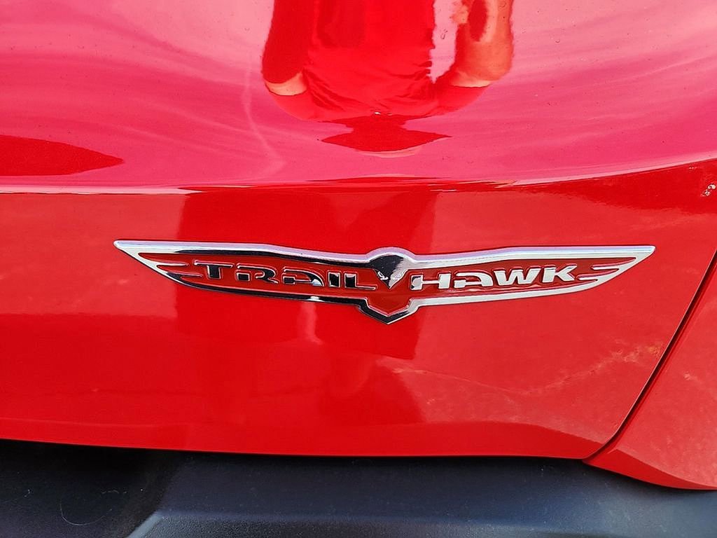 Used 2023 Jeep Renegade Trailhawk AWD/4WD image 20