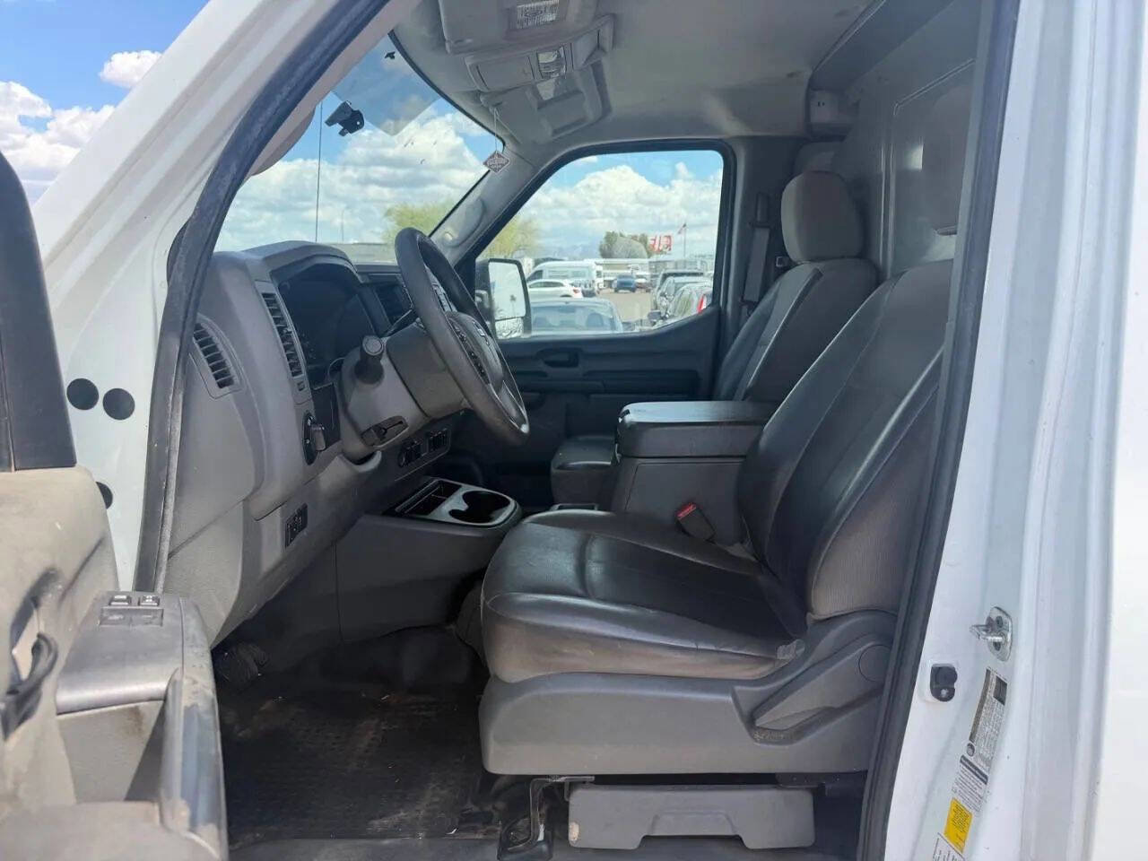 Used 2020 Nissan NV 2500 SV w/ Navigation Package RWD image 15