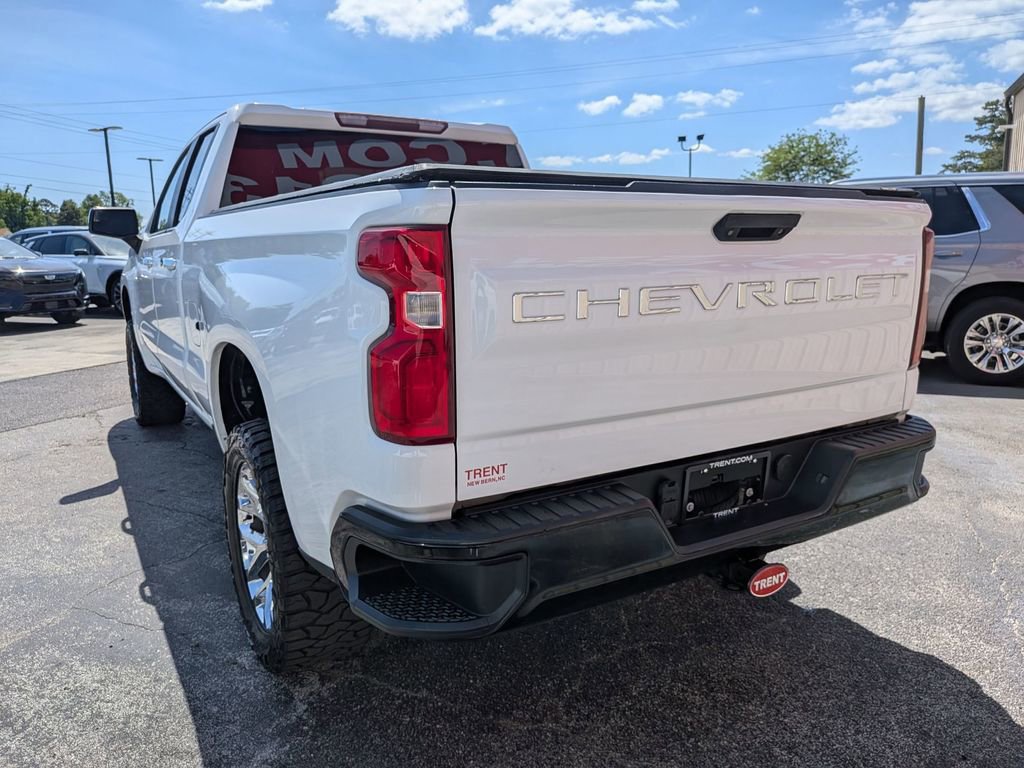 Used 2019 Chevrolet Silverado 1500 Custom Trail Boss w/ Infotainment Package AWD/4WD image 3