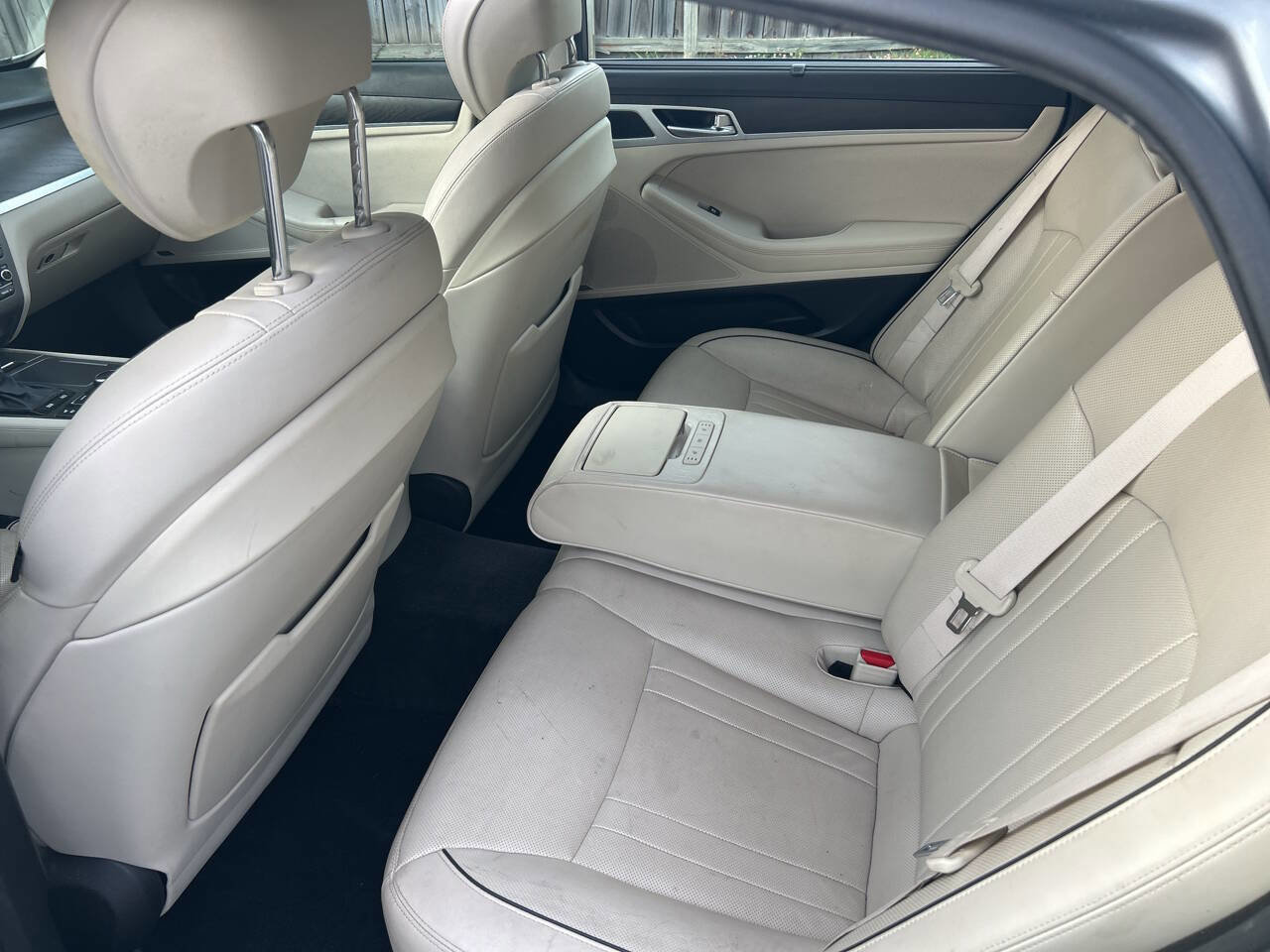 Used 2017 Genesis G80 3.8 w/ Option Group 03 image 17