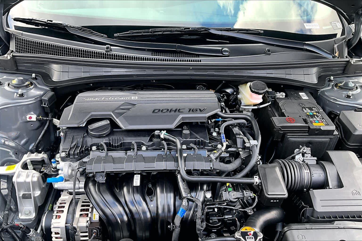 New 2026 Hyundai Elantra SEL Sport FWD image 16