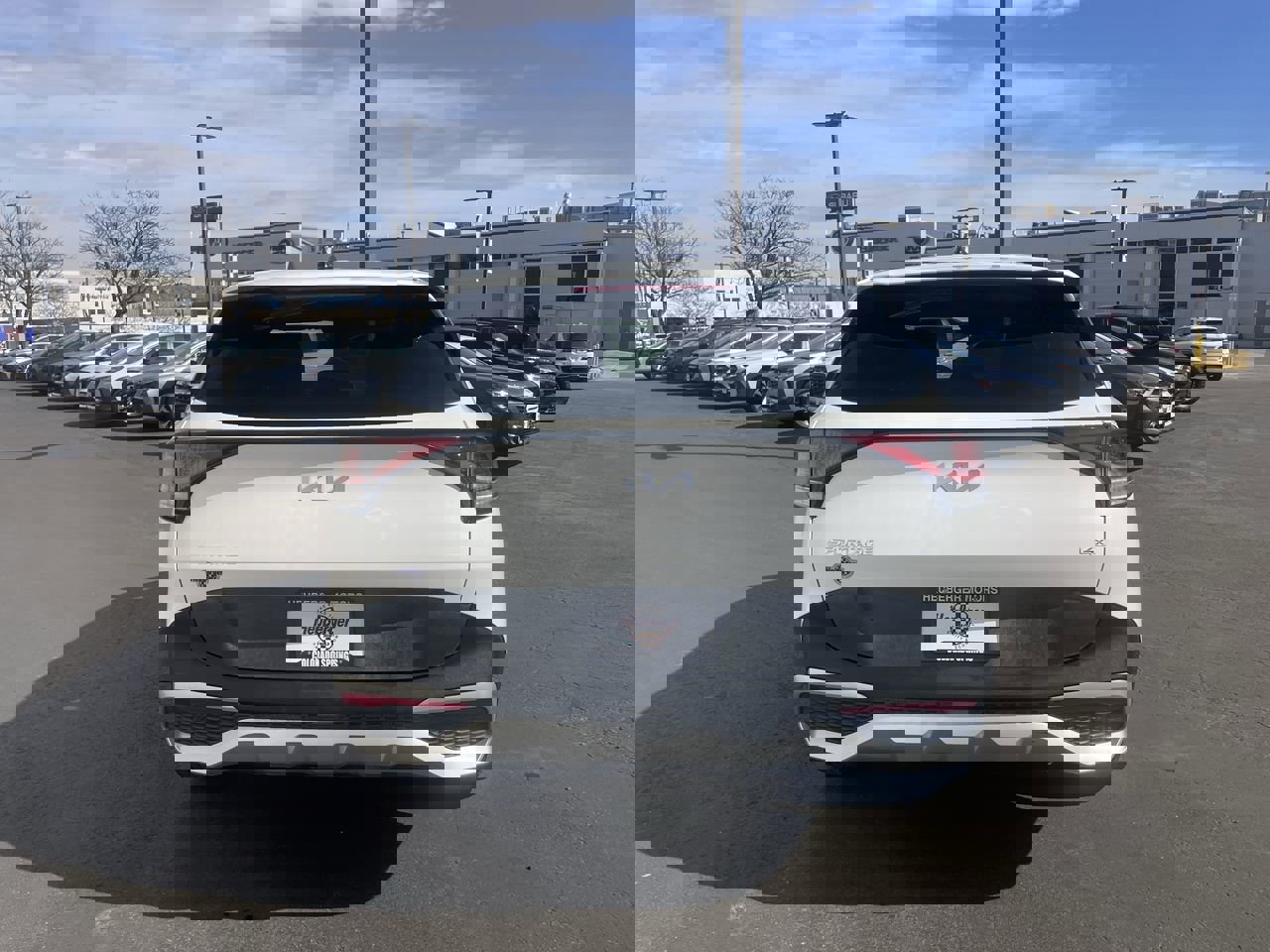 Used 2023 Kia Sportage LX image 6