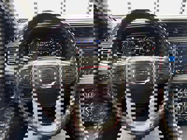 Used 2021 GMC Yukon Denali image 28