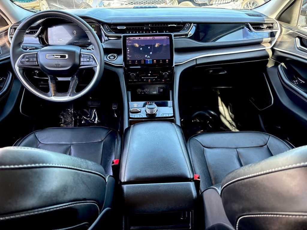 Used 2022 Jeep Grand Cherokee Limited 4xe image 13