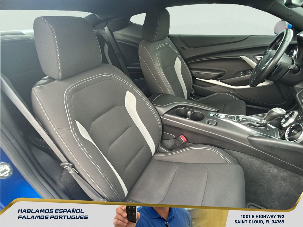 Used 2018 Chevrolet Camaro LT image 31