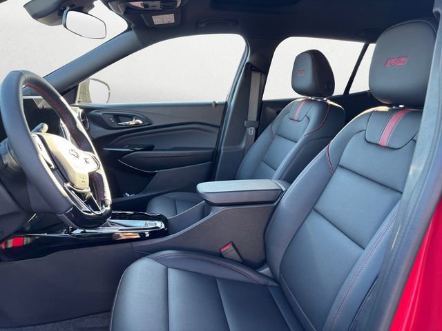 New 2026 Chevrolet Trax RS w/ Sunroof Package image 9