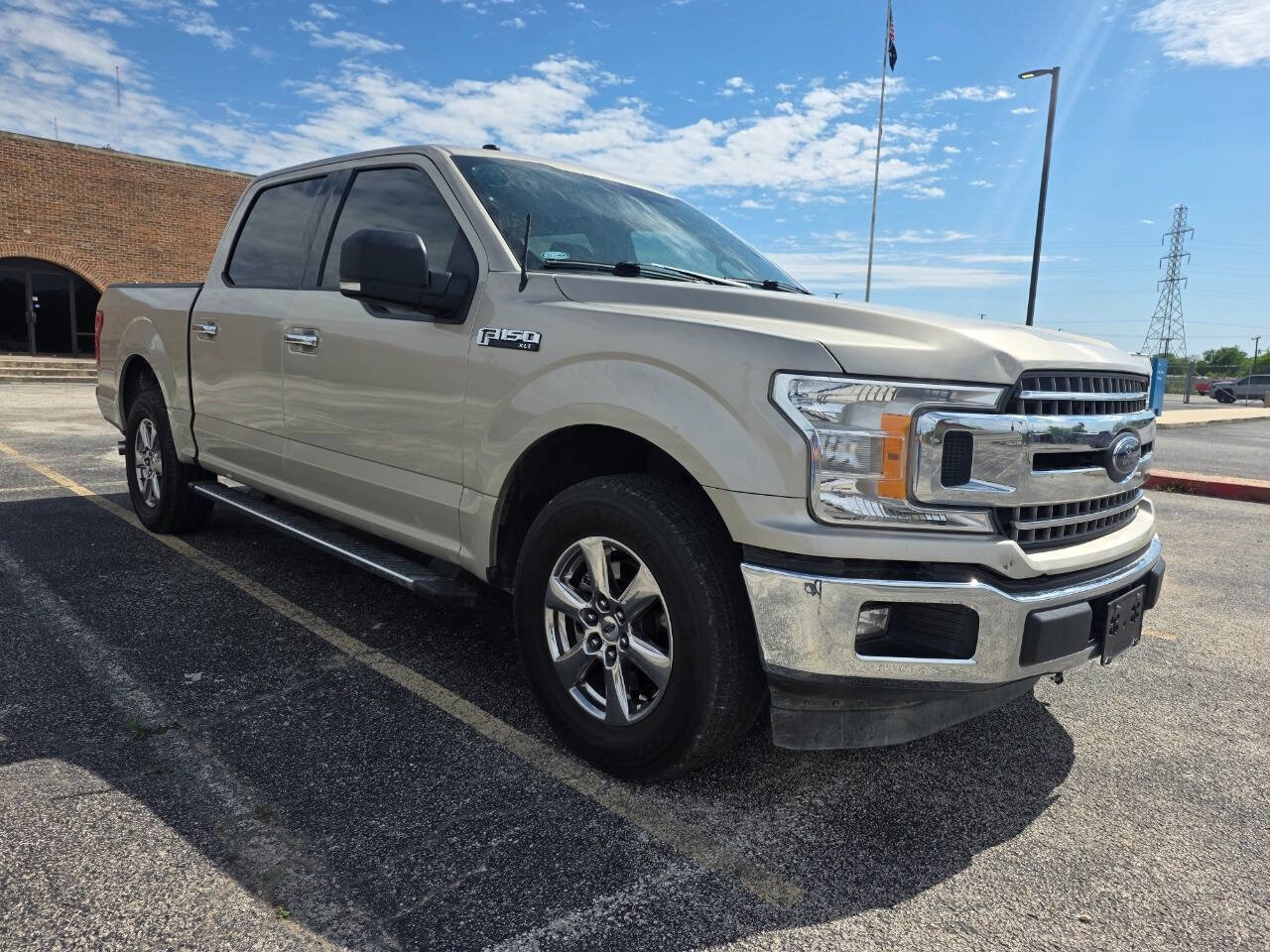 Used 2018 Ford F150 XLT w/ Equipment Group 302A Luxury image 1