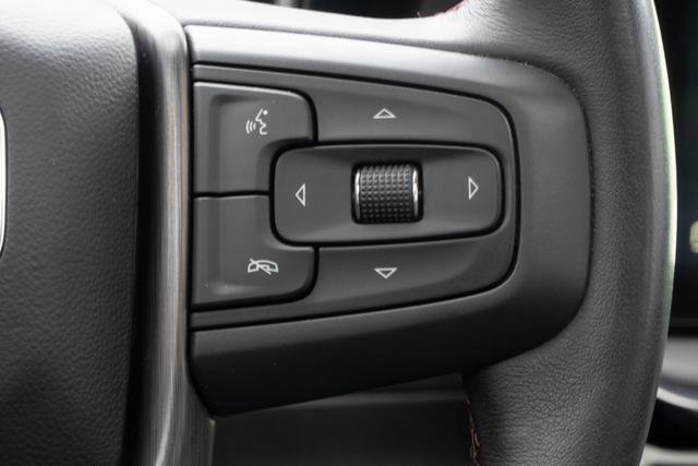 Used 2025 GMC Sierra 2500 AT4X image 19