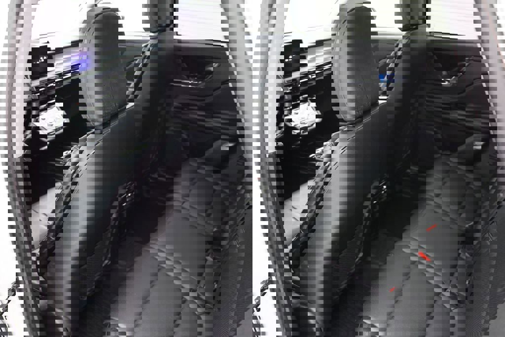 Used 2021 Lincoln Corsair AWD w/ Premium Package image 9