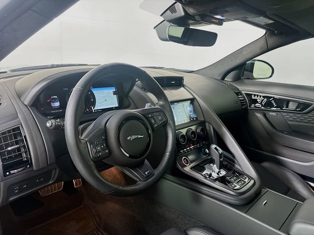 Certified 2024 Jaguar F-TYPE R image 9