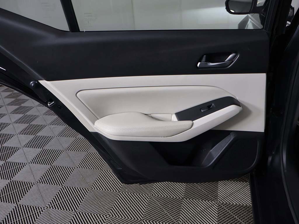 Used 2019 Nissan Altima 2.5 Platinum image 27