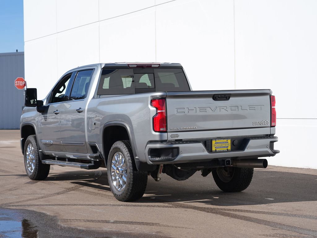 Used 2024 Chevrolet Silverado 2500 High Country w/ Z71 Off-Road Package image 5