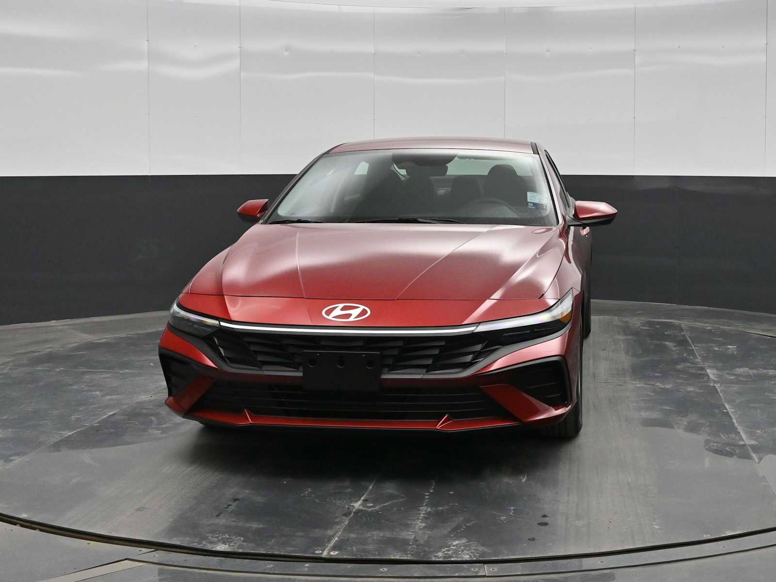 New 2026 Hyundai Elantra SE image 3