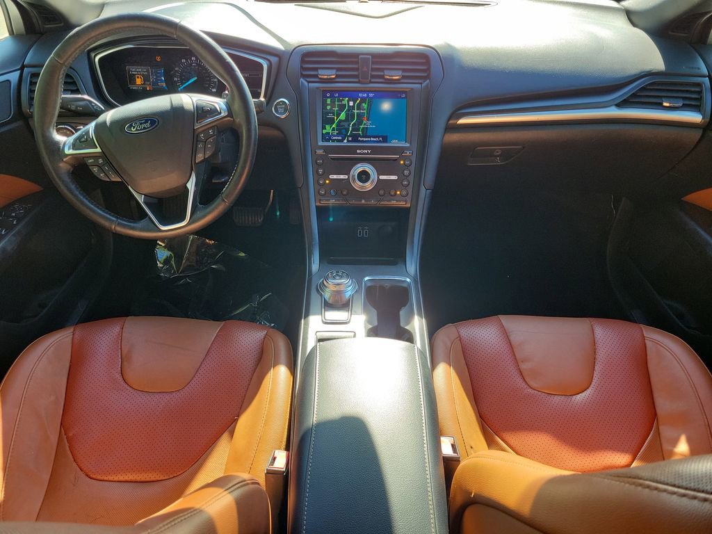 Used 2019 Ford Fusion Titanium image 18