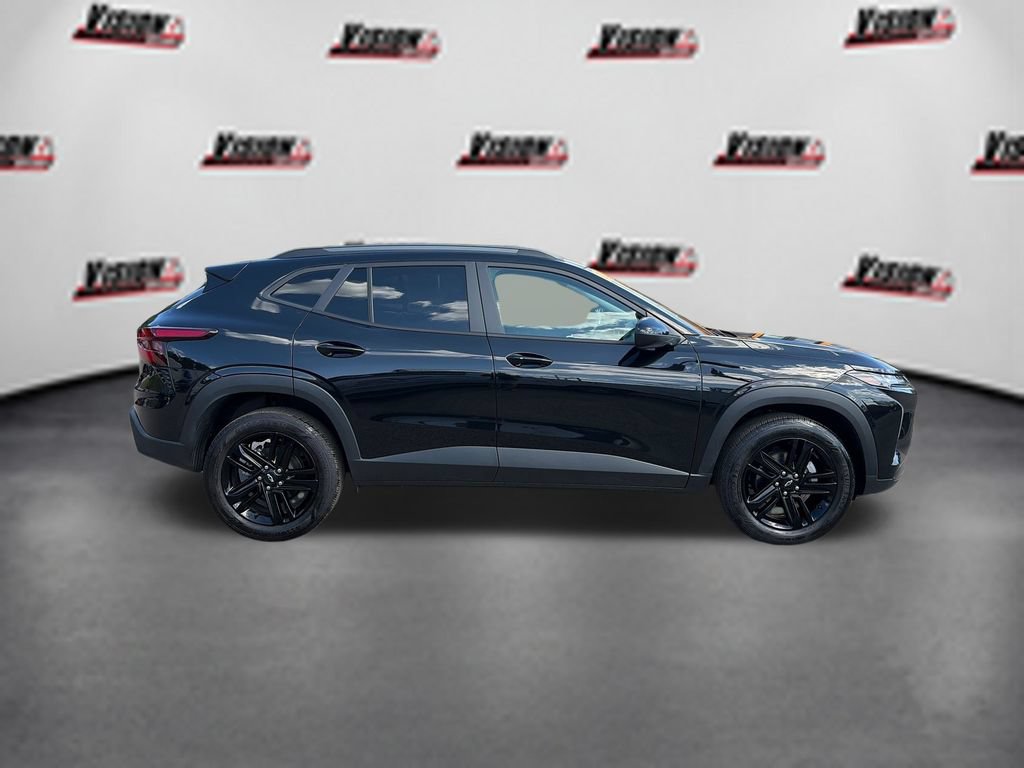 Used 2025 Chevrolet Trax ACTIV w/ Driver Confidence Package FWD image 4