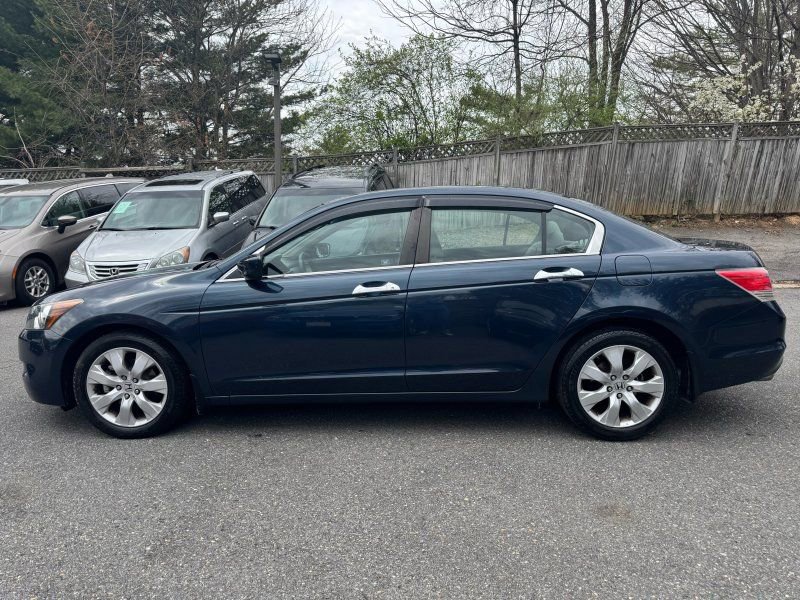 Used 2010 Honda Accord EX-L image 4