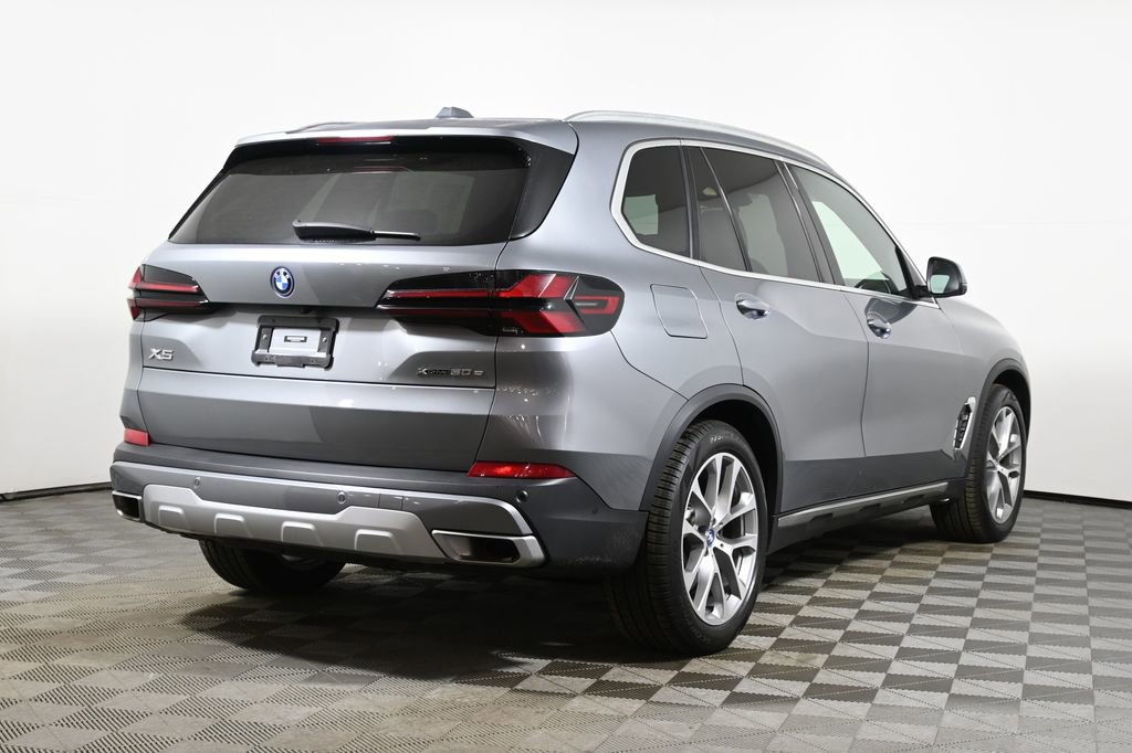 Certified 2024 BMW X5 xDrive50e w/ Premium Package image 7