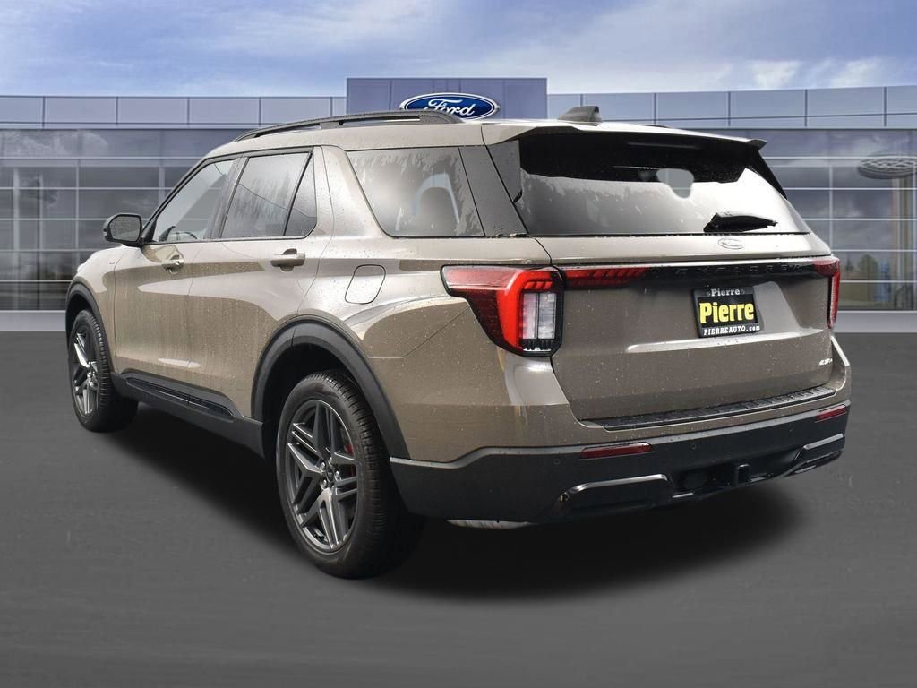 New 2026 Ford Explorer ST-Line w/ ST-Line Street Pack AWD/4WD image 7