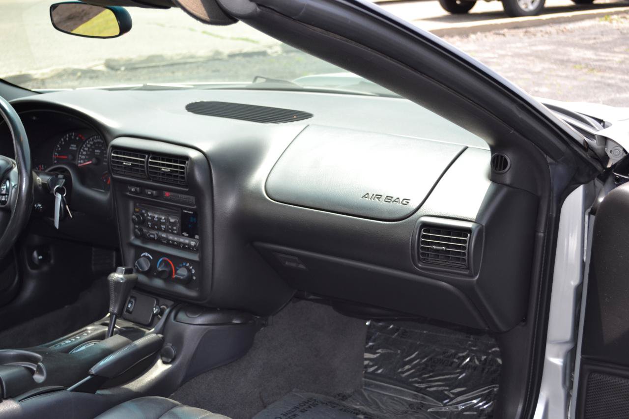 Used 2002 Chevrolet Camaro Z28 w/ SS Performance/Appearance Pkg RWD image 28