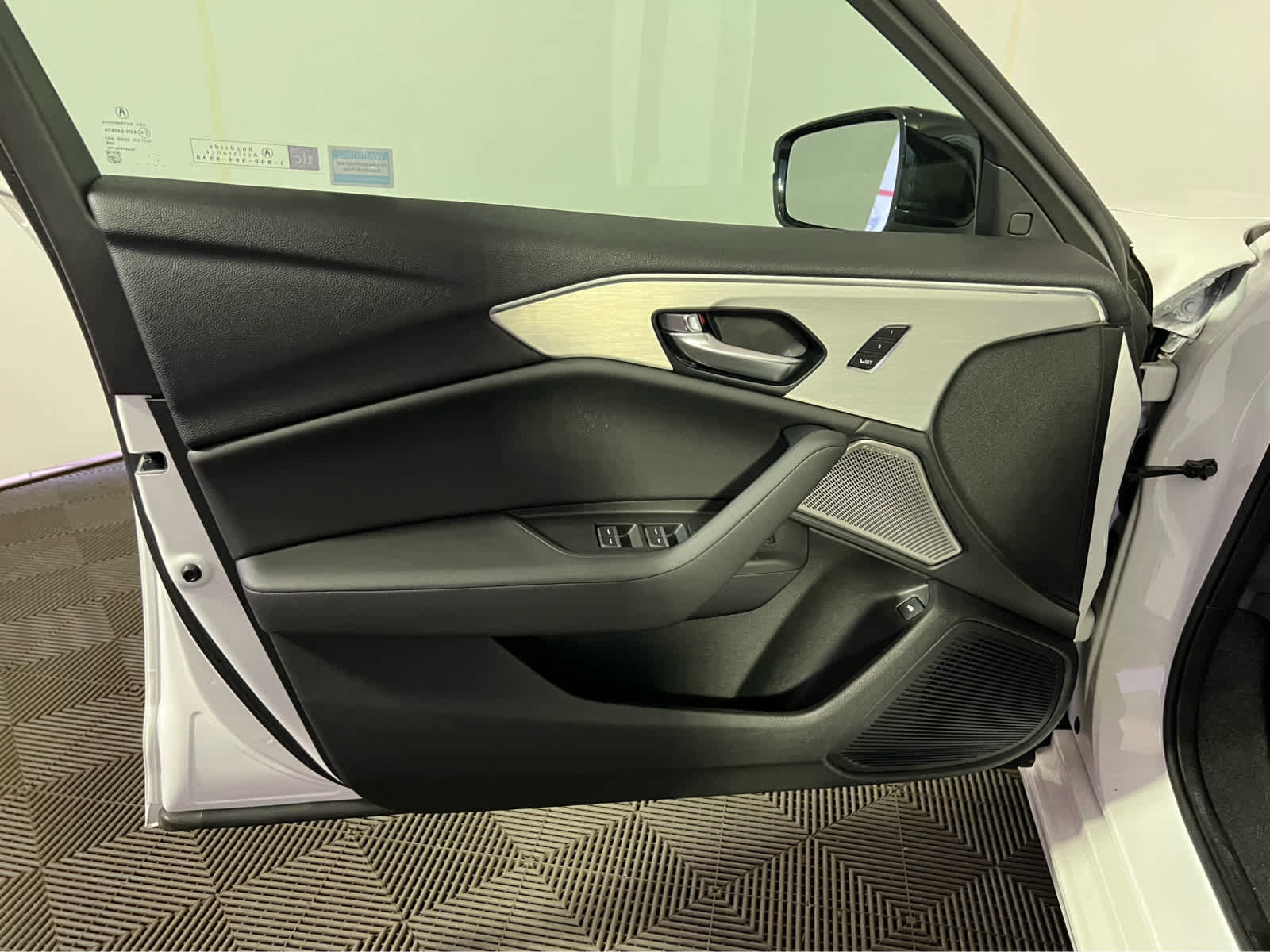 Certified 2023 Acura TLX w/ Technology Package image 22