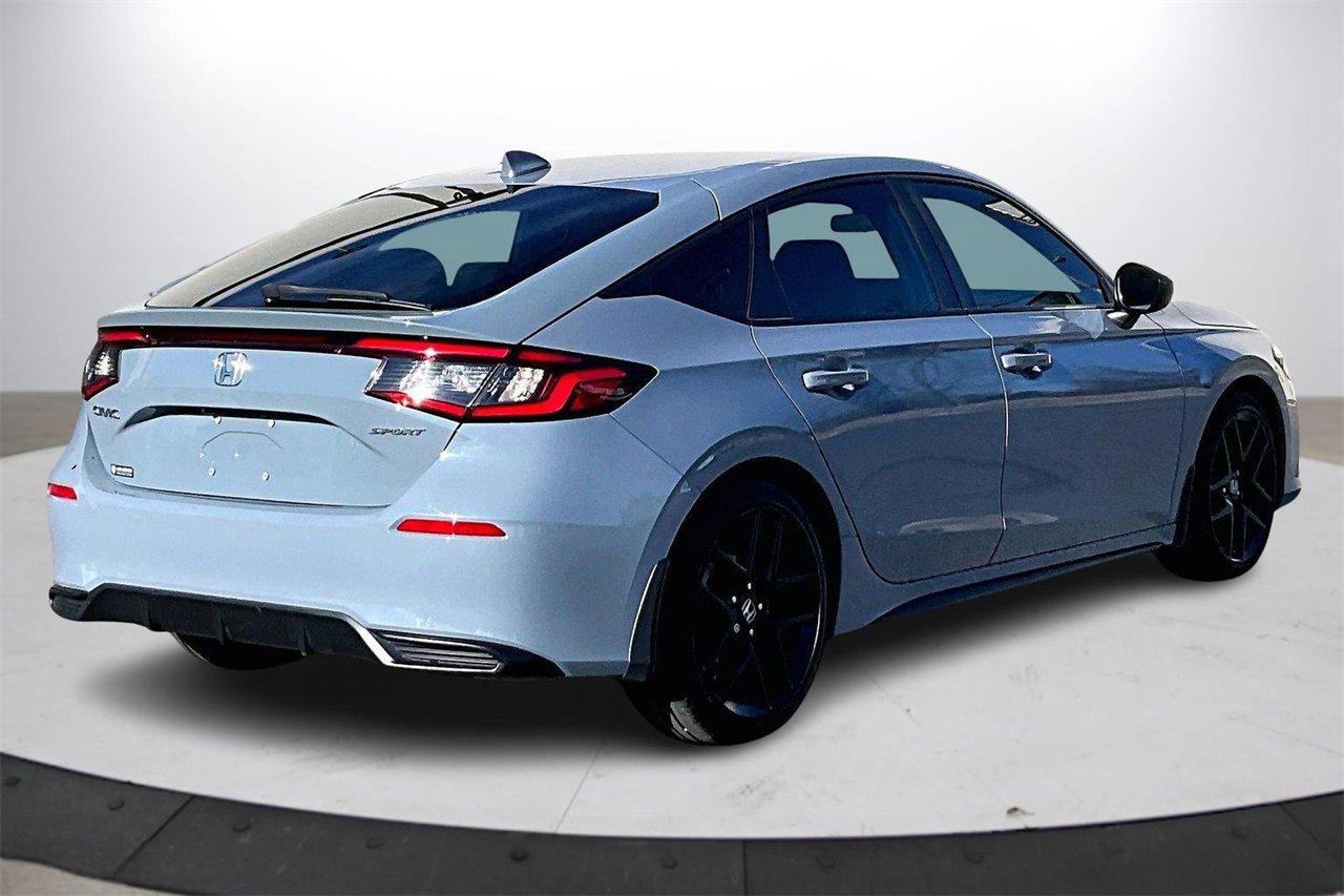 Used 2023 Honda Civic Sport image 9