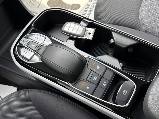 Used 2019 Hyundai Ioniq Electric FWD image 36