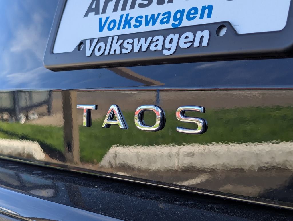 New 2026 Volkswagen Taos SE AWD/4WD image 30