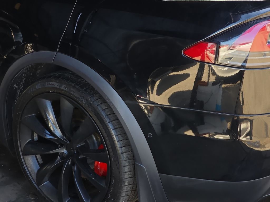 Used 2020 Tesla Model X Performance AWD/4WD image 31