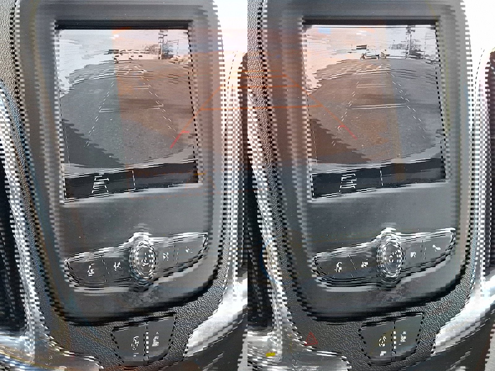 Used 2024 Chevrolet Equinox LS w/ LS Convenience Package image 17