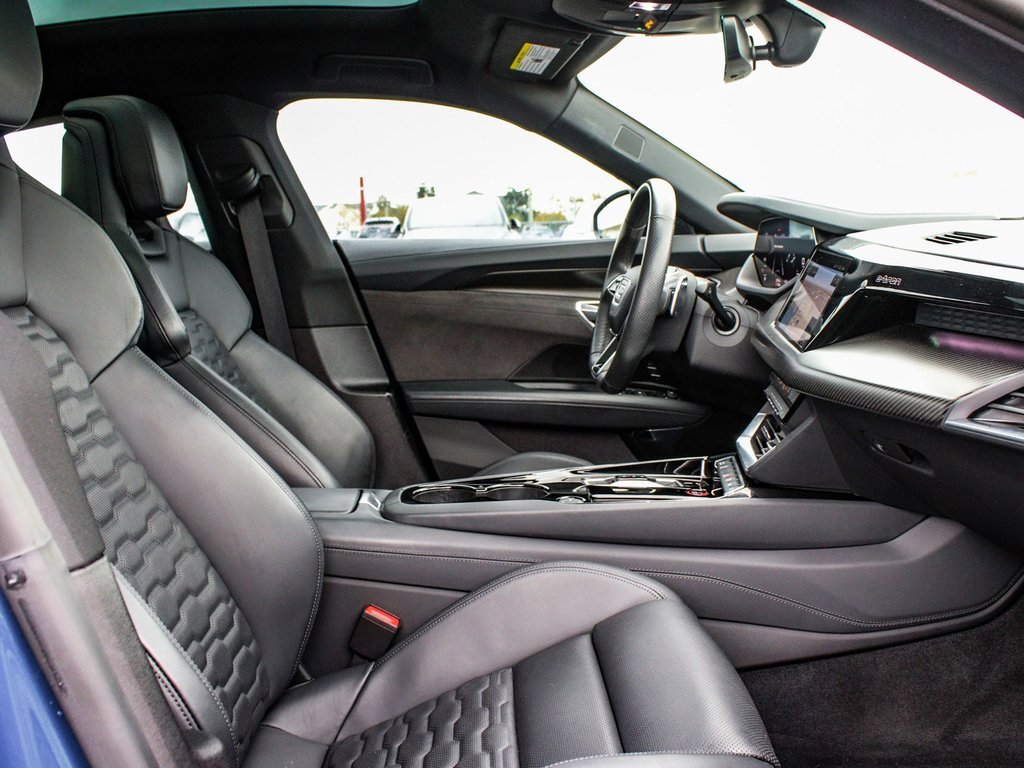 Used 2022 Audi e-tron GT Prestige w/ Prestige Package image 41