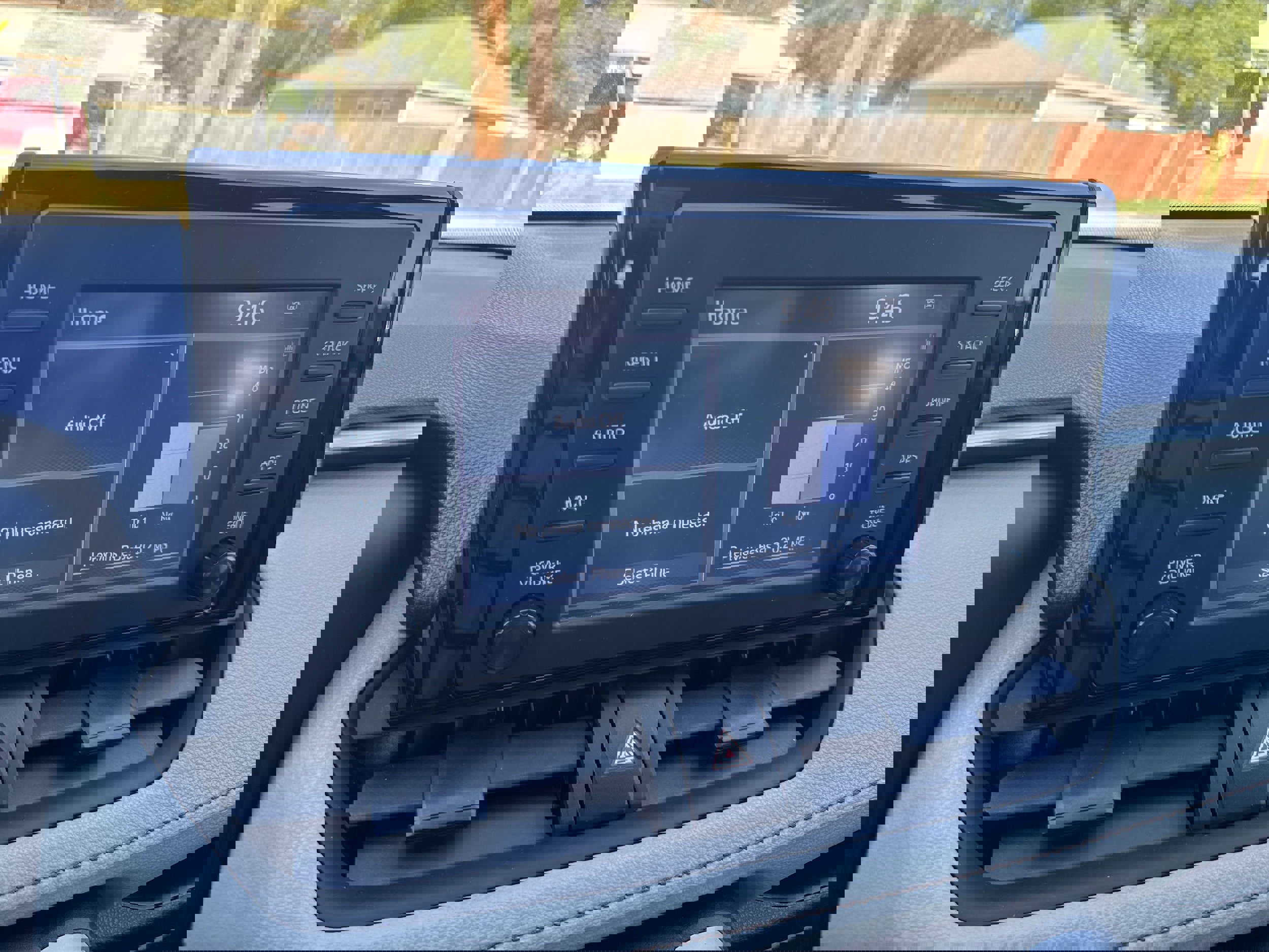 Used 2019 Toyota RAV4 XLE image 12