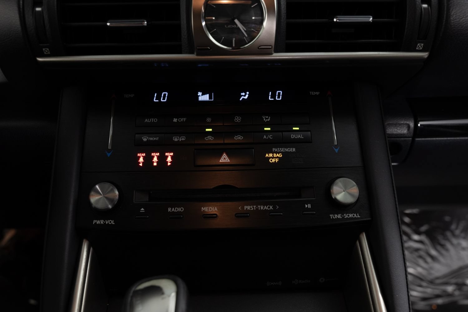 Used 2017 Lexus IS 200t RWD image 34