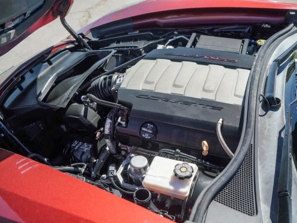 Used 2017 Chevrolet Corvette Stingray Coupe w/ 1LT RWD image 27