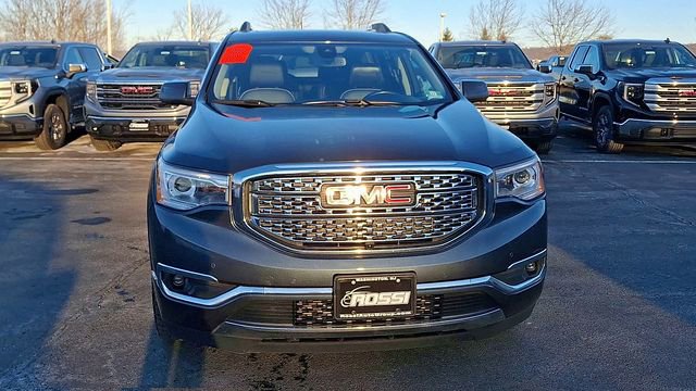 Certified 2019 GMC Acadia Denali w/ Technology Package image 3