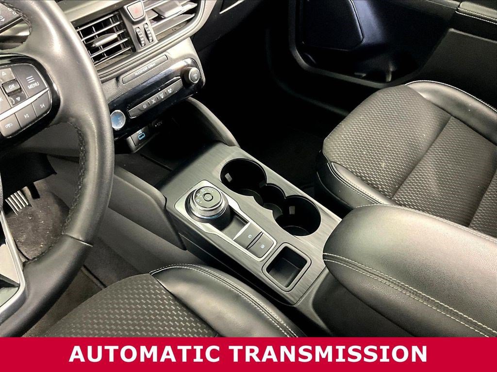 Used 2023 Ford Escape SE FWD image 18