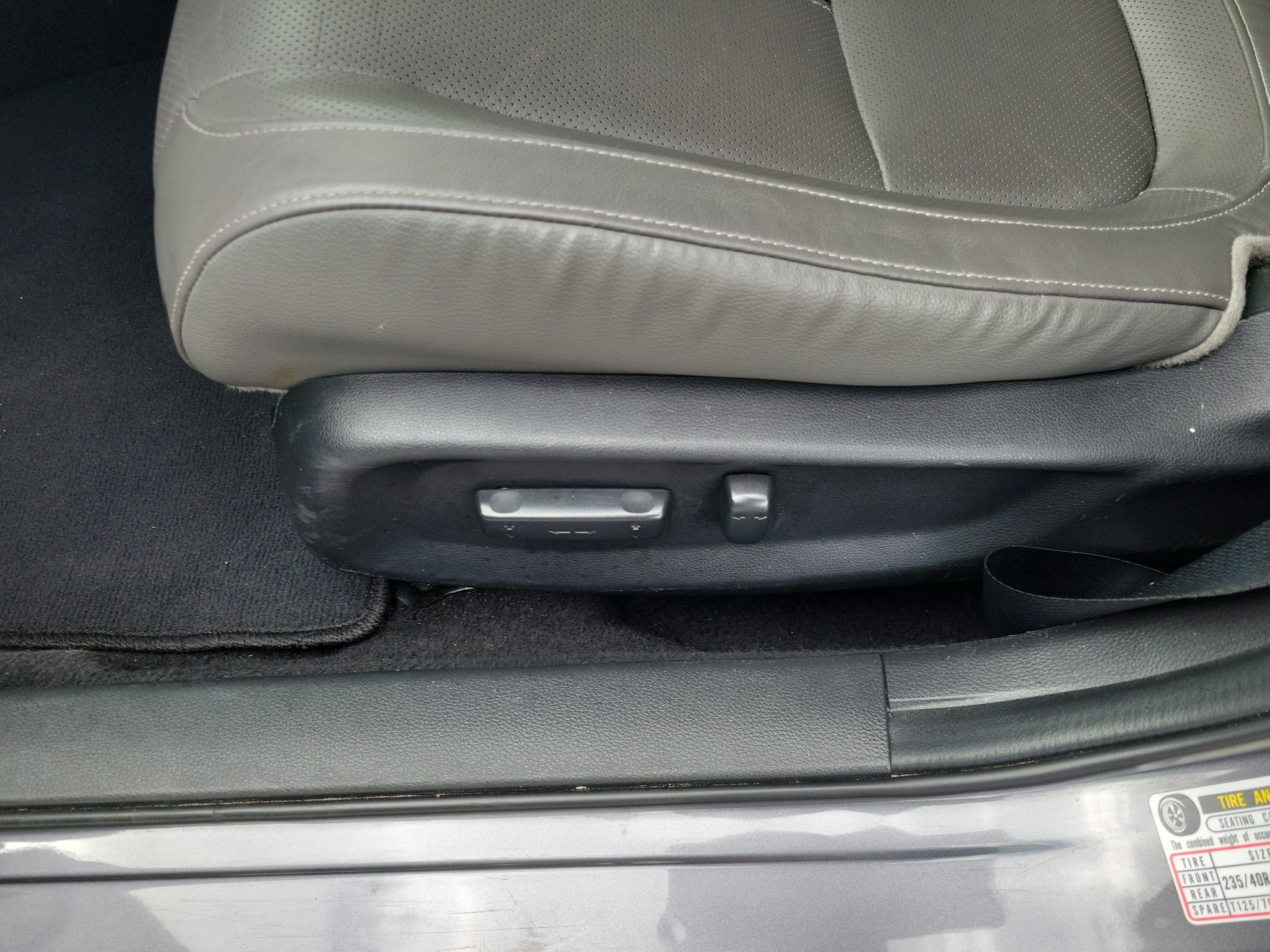 Used 2019 Honda Civic Touring image 15