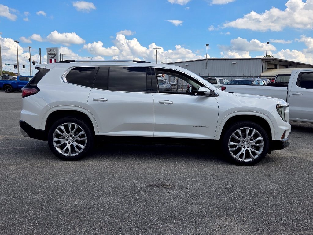 Certified 2025 GMC Acadia Denali w/ Super Cruise Package FWD image 15
