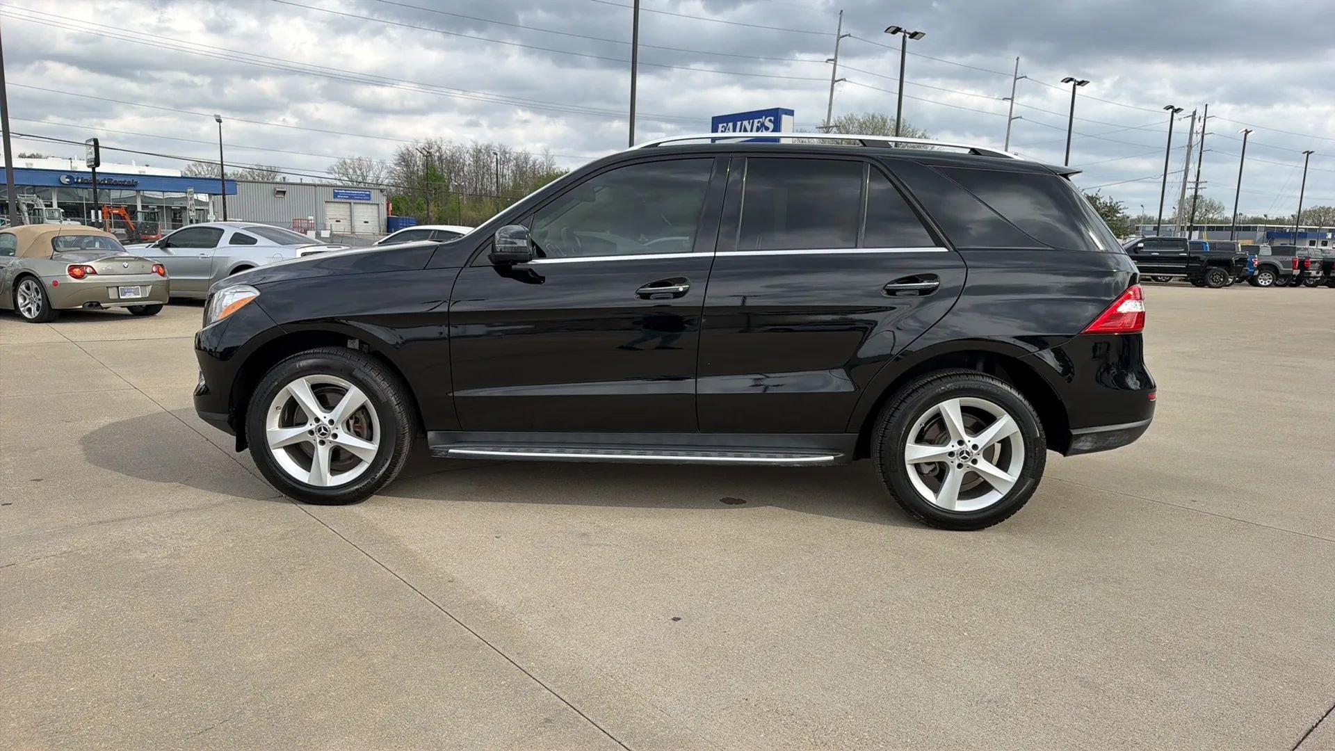 Used 2015 Mercedes-Benz ML 350 4MATIC image 9