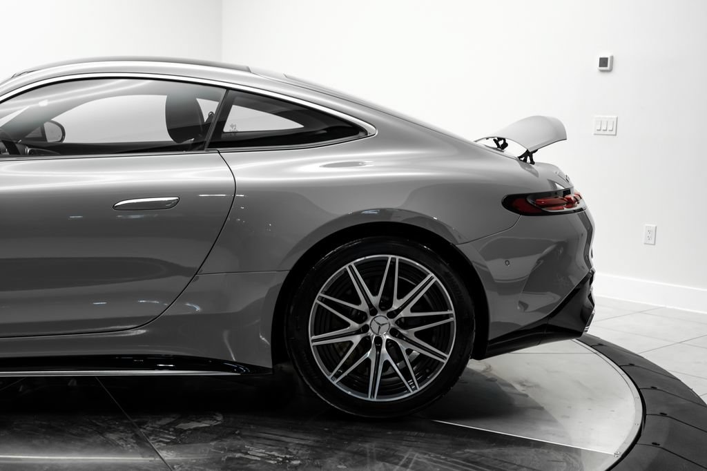 Used 2025 Mercedes-Benz AMG GT 63 image 15
