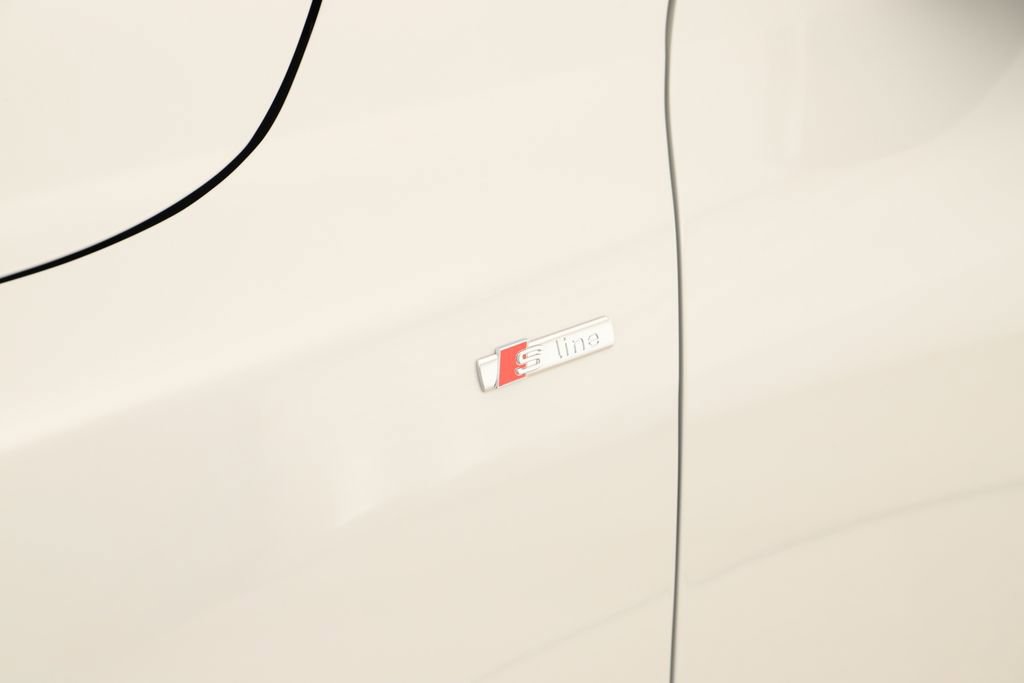 Certified 2025 Audi Q5 Premium Plus w/ Premium Plus AWD/4WD image 40