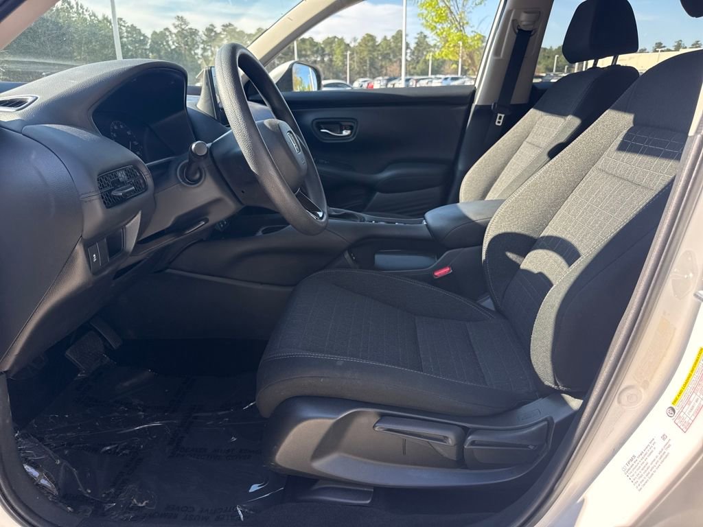 Certified 2026 Honda HR-V LX image 10